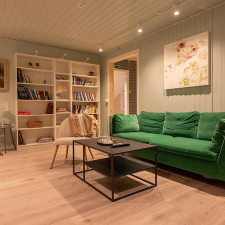Urban And Stylish Apartment In City Centre Tromsø Buitenkant foto